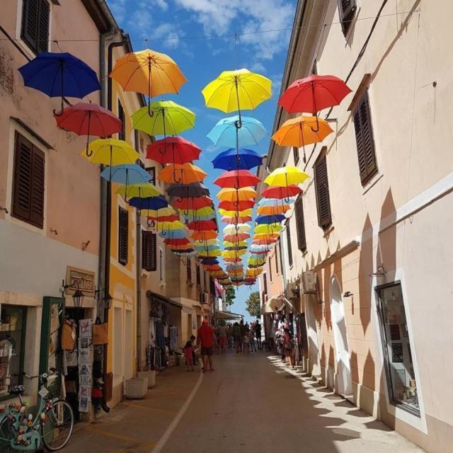 Apartman Oliver Novigrad Istria Exteriér fotografie